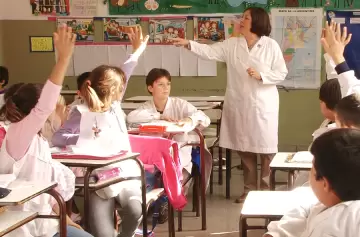 El fin de las aulas de 35 alumnos: la oportunidad oculta tras la baja natalidad