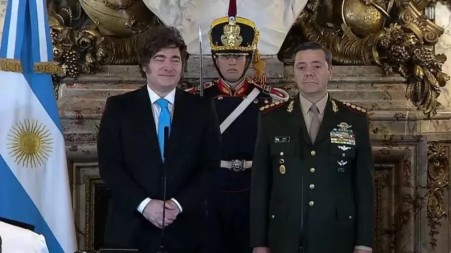El teniente general Carlos Presti arma su equipo.