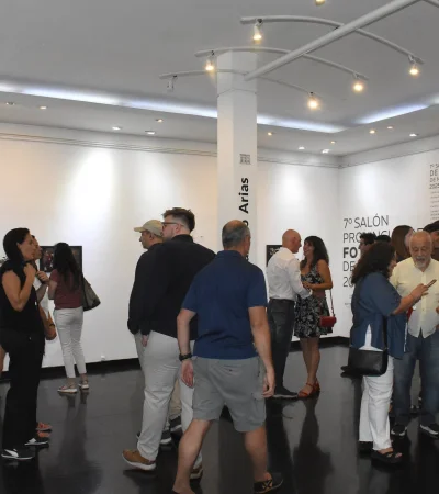 Conocé las obras y los nombres de los artistas ganadores del Salón de Fotografía.