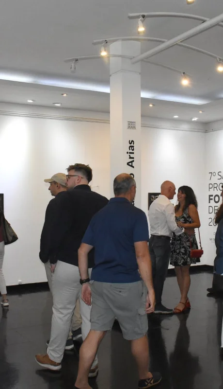 Conocé las obras y los nombres de los artistas ganadores del Salón de Fotografía.