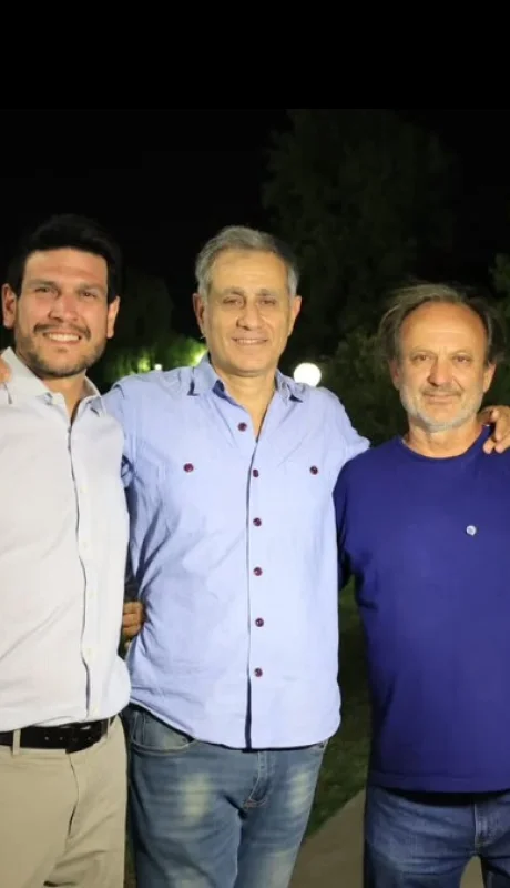 José Mansur, acompañado por el vicepresidente 1°, Fernando Muñoz y el vicepresidente 2°, Mariano Buenanueva.