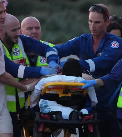 La policía confirmó 11 muertos y 29 heridos tras un tiroteo en el inicio de Janucá.