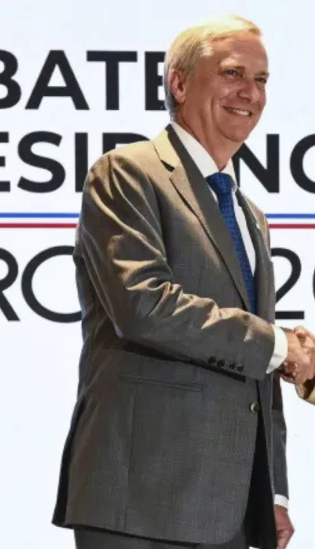 José Antonio Kast y Jeannette Jara se enfrentan en segunda vuelta.