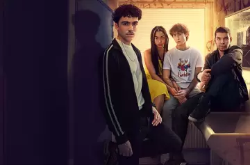 Solo 12 Capítulos: La olvidada serie francesa de Netflix que te volverá adicto