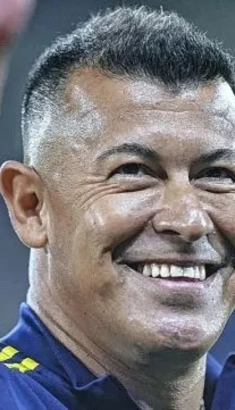 Almirón vuelve a la Argentina.