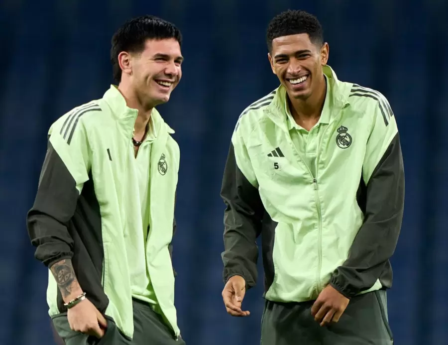 Franco Mastantuono entre las mejores 10 jóvenes promesas.