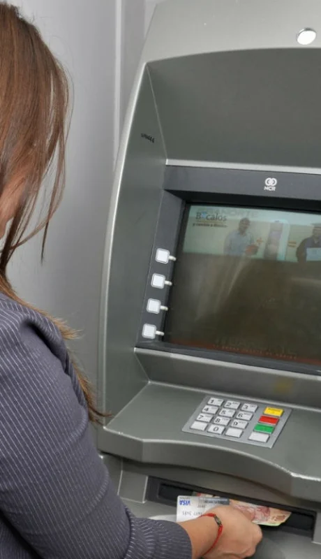Atención en bancos de Mendoza