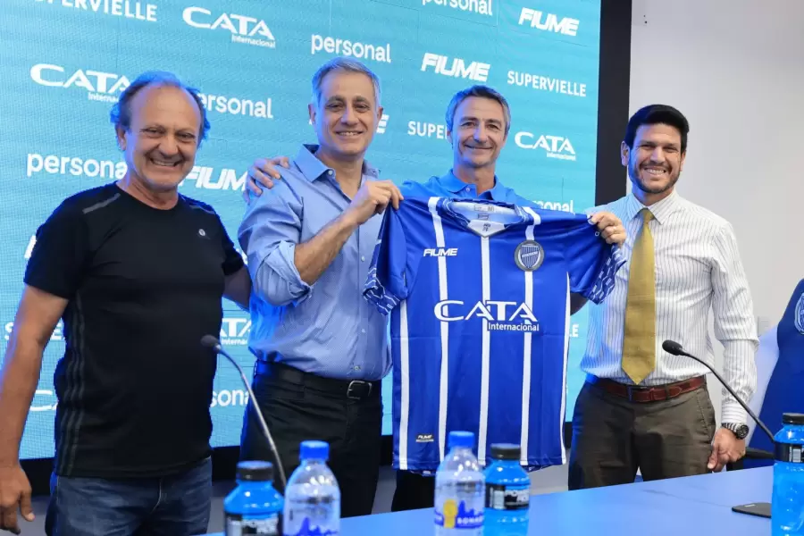 Fernando Muñoz, vicepresidente de Godoy Cruz, sufrió un accidente y está internado.