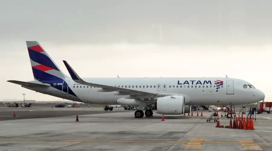 Para Latam, rutas como la de Tucumán dependen estrictamente del flujo de pasajeros que utilizan a Perú como escala hacia Estados Unidos o el Caribe