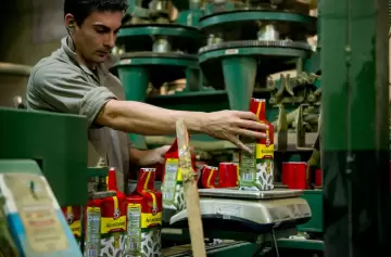 Alarma por la caída del empleo formal y el cierre de 20 mil empresas en dos años