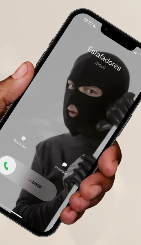 Los "Deepfakes" de audio permiten a los delincuentes imitar la voz de un conocido con aterradora precisión para realizar secuestros virtuales.