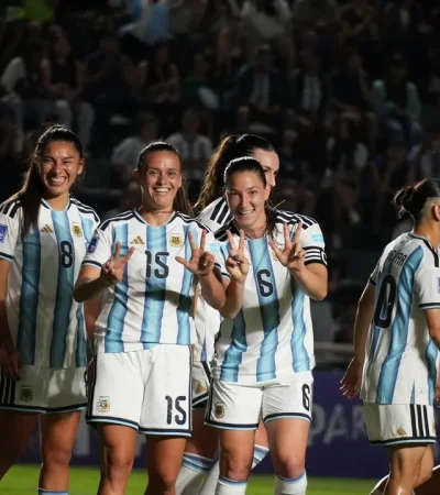 La Selección femenina antes una chance de clasificar