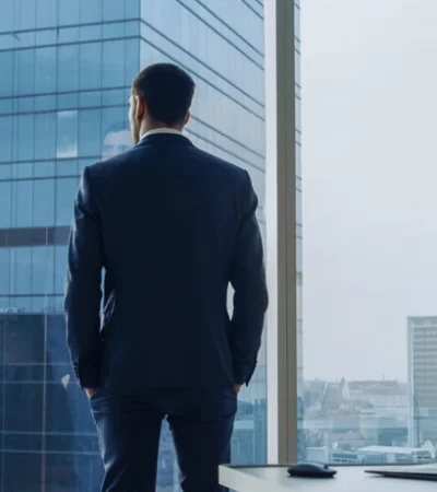 El empresario está acusado de corrupción y abuso de menores