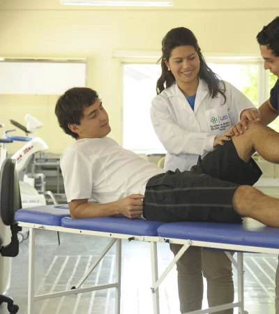 Si tras 4 días de presentar una orden no hay novedades, se puede proceder a un emplazamiento de 48 horas, y luego, a una acción de amparo.