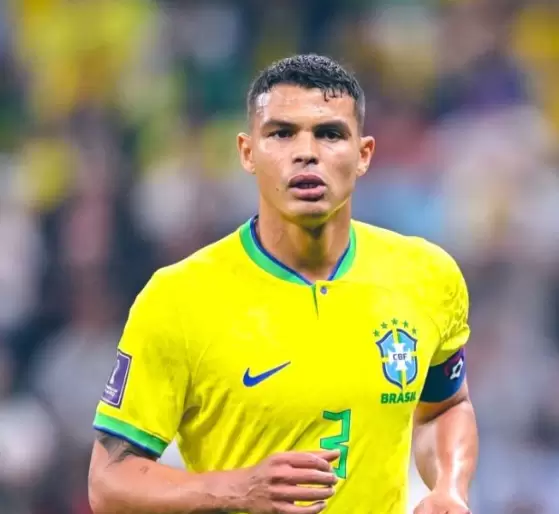A sus 41 años, Thiago Silva vuelve a la élite del fútbol.