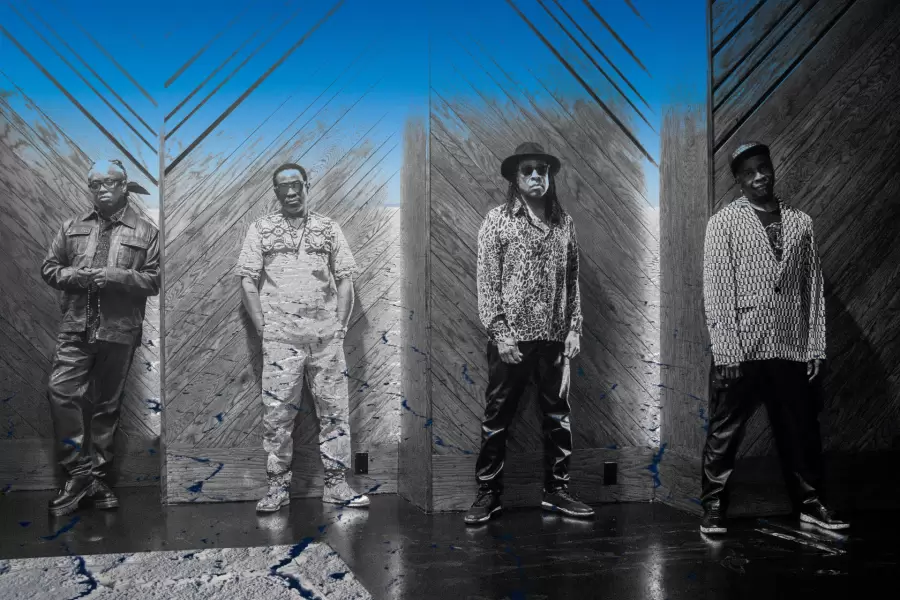 En el marco de su gira, la banda ya se presentó en Buenos Aires y fue aclamada por la crítica.