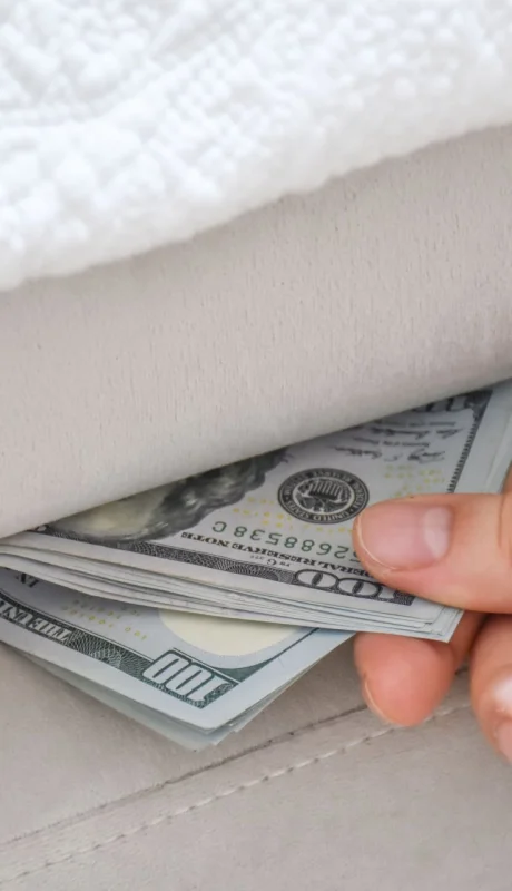 Se termina la sospecha: ahora podés usar tus dólares ahorrados sin que el fisco te persiga.