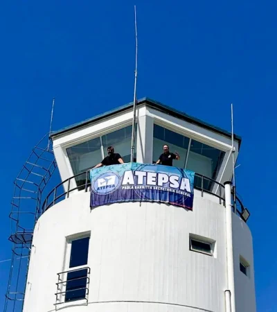 Operadores en plena protesta