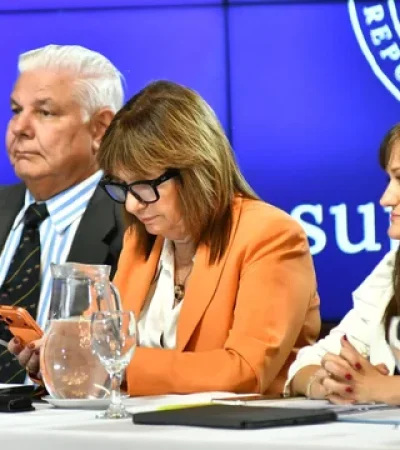 Patricia Bullrich continuó las negociaciones para sancionar el presupuesto