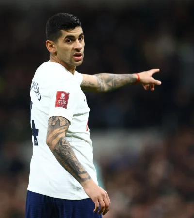 Cuti Romero, figura en la Premier.