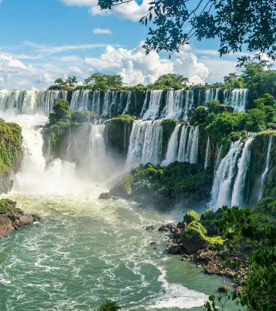 Las Cataratas rompieron un récord histórico de visitantes.