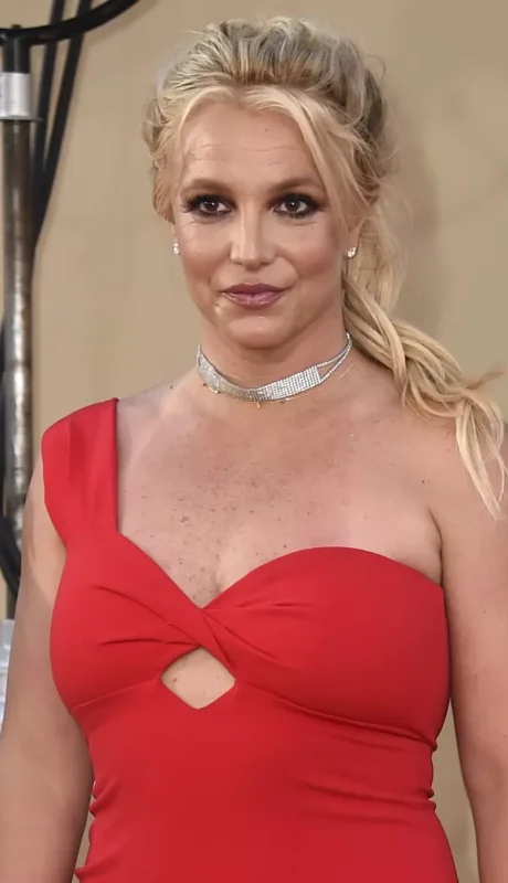 Escándalo familiar: Britney Spears pasó las fiestas lejos de su hijo mayor y estalló en las redes