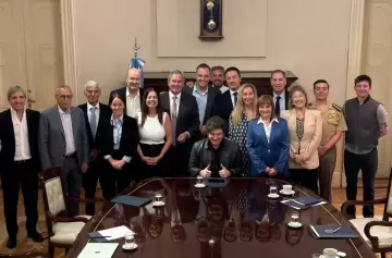 Vacaciones de los políticos: el plan del Gabinete de Milei entre viajes, agenda y austeridad