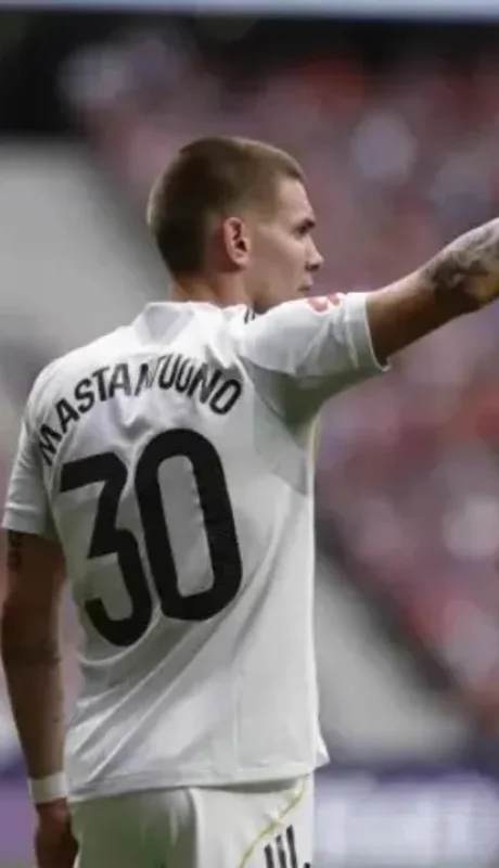 Franco no irá a Napoli por ahora