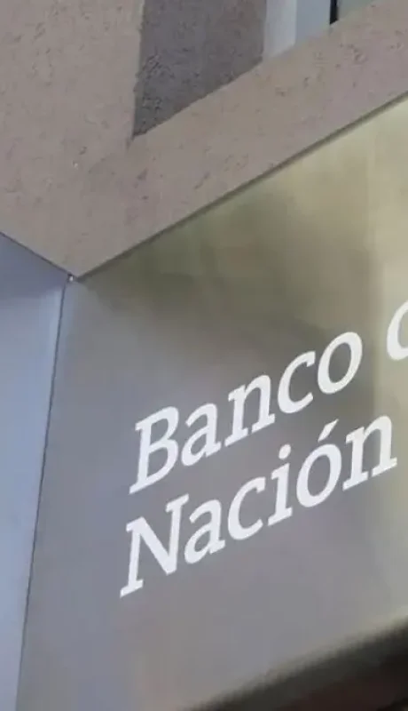 Dinero inesperado y una advertencia.