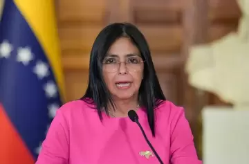 De vicepresidenta a presidenta encargada: el vertiginoso ascenso de Delcy Rodríguez en una Venezuela en crisis