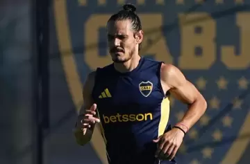 Malas noticias en el arranque: Cavani no entrena a la par y enciende las alarmas en Boca