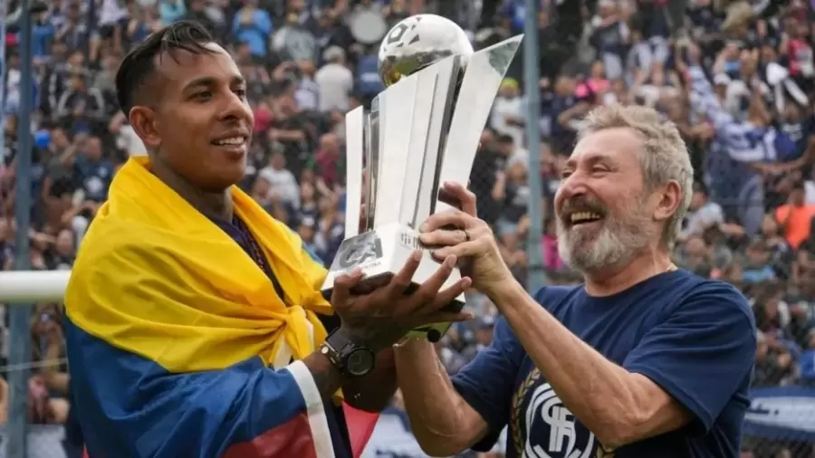 Sebastián Villa y su futuro.