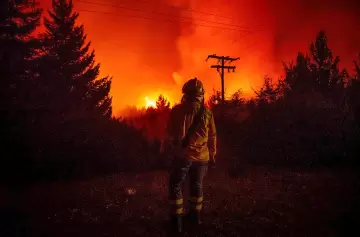 Argentina en llamas: hay 16 provincias en alerta roja y la situación en el sur es "potencialmente explosiva"