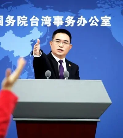 Mao Ning, vocero de la cancillería china