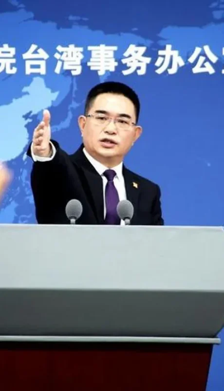 Mao Ning, vocero de la cancillería china