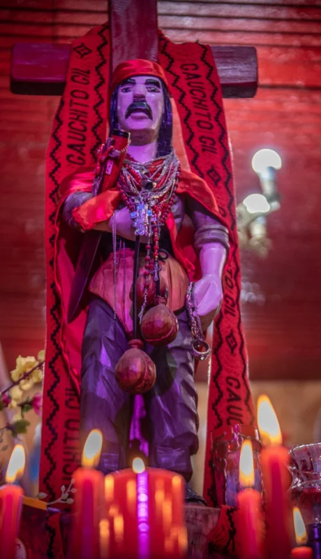 Más de 300.000 personas celebran al Gauchito Gil en el nuevo predio de Mercedes, Corrientes.