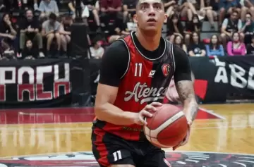 Alejandro Bernal: el basquetbolista venezolano que la rompe en Mendoza y estuvo cerca de presenciar los bombardeos en su país