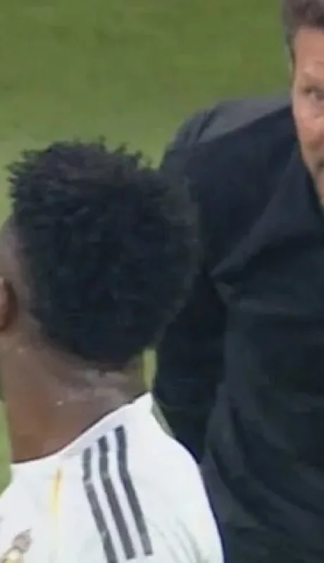 Simeone y Vini jr, cara a cara.