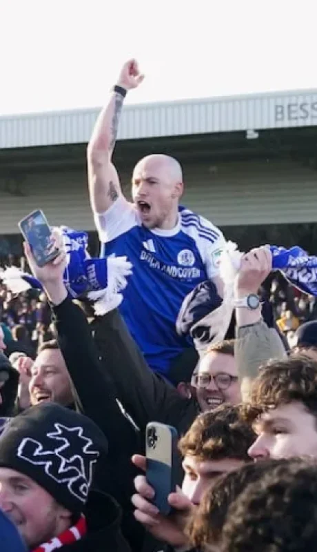 El equipo de la sexta división inglesa, que hizo historia en la FA Cup, fue refundado tras la desaparición del Macclesfield