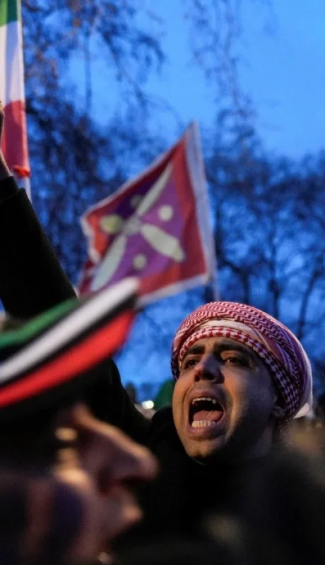 Escala el conflicto.