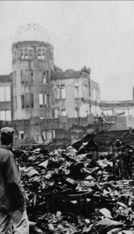Las ciudades bombardeadas en 1945 rechazaron el intento de la primera ministra, Sanae Takaichi.