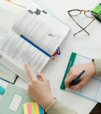Las profesiones que aseguran trabajo en un mundo lleno de robots.