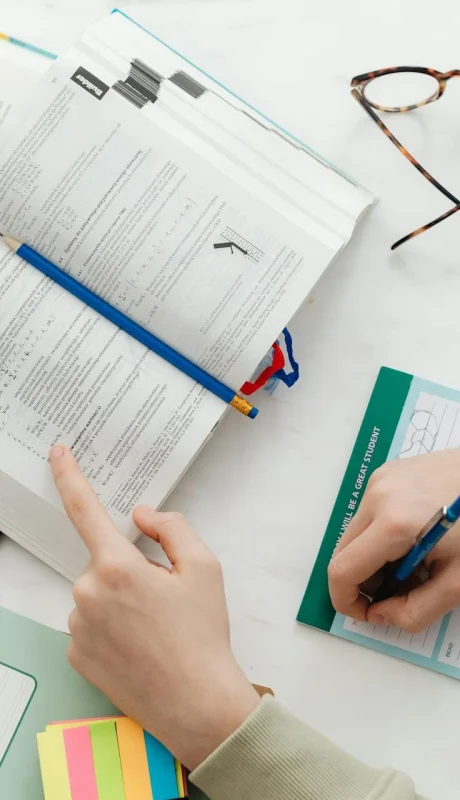 Las profesiones que aseguran trabajo en un mundo lleno de robots.