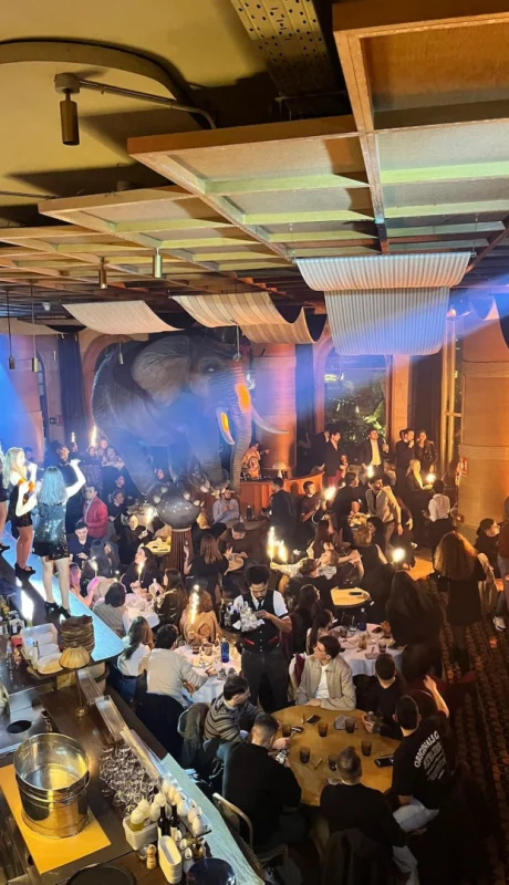 A 10 días de la tragedia en Suiza: fuego y caos en un exclusivo local de la Castellana por un show con bengalas
