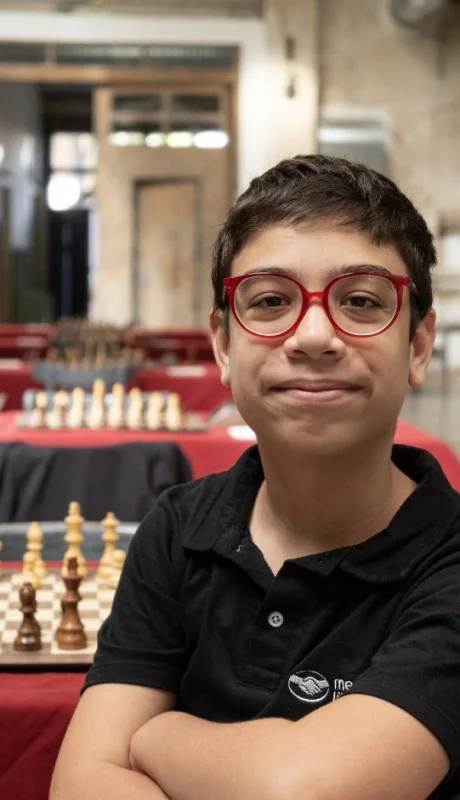 Faustino Oro el chico argentino que revolucionó el ajedrez.