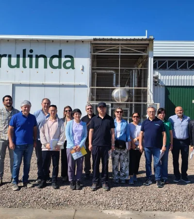 La delegación asiática recorrió establecimientos