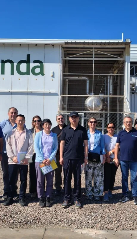 La delegación asiática recorrió establecimientos