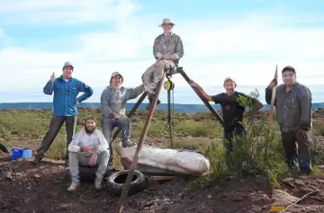 Dinosaurio en Neuquén: CONICET presenta la nueva especie Jenen