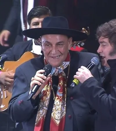 En el mítico escenario interpretaron Amor Salvaje.