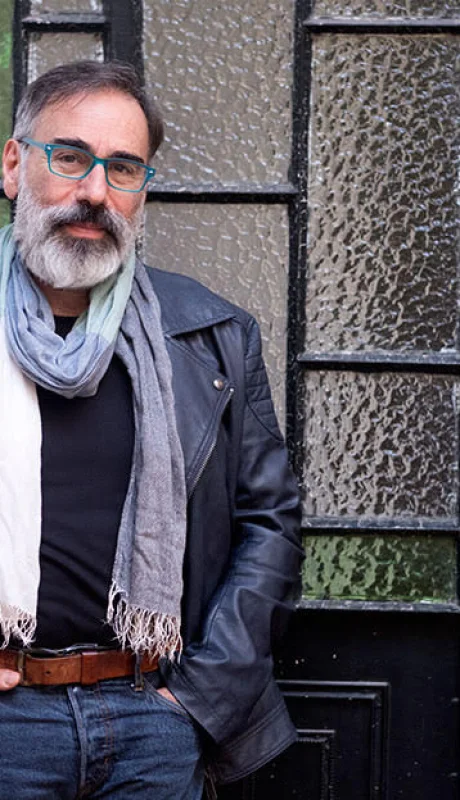 Un músico histórico de Spinetta Jade toca en Mendoza.